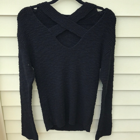 NY & CO Cross BELL sleeve knit sweater - Picture 1 of 4